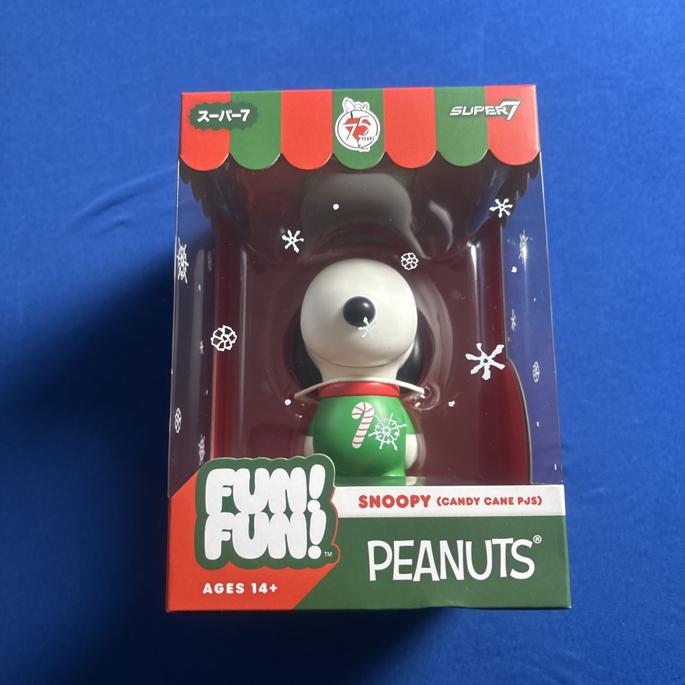 Super 7 Fun Fun Peanuts Snoopy Candy Cane Pj's New Sealed